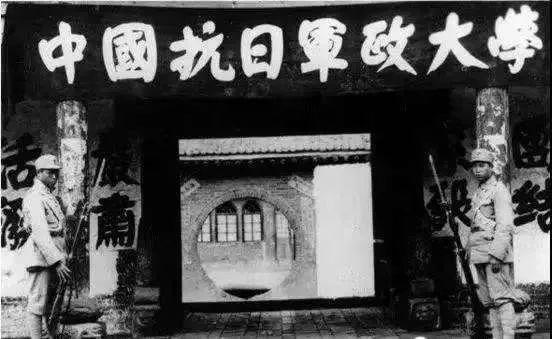 电脑里的“方正舒体”出自这位“马背书法家”他一生不办个展、不收弟子只为人民书写！(图2)